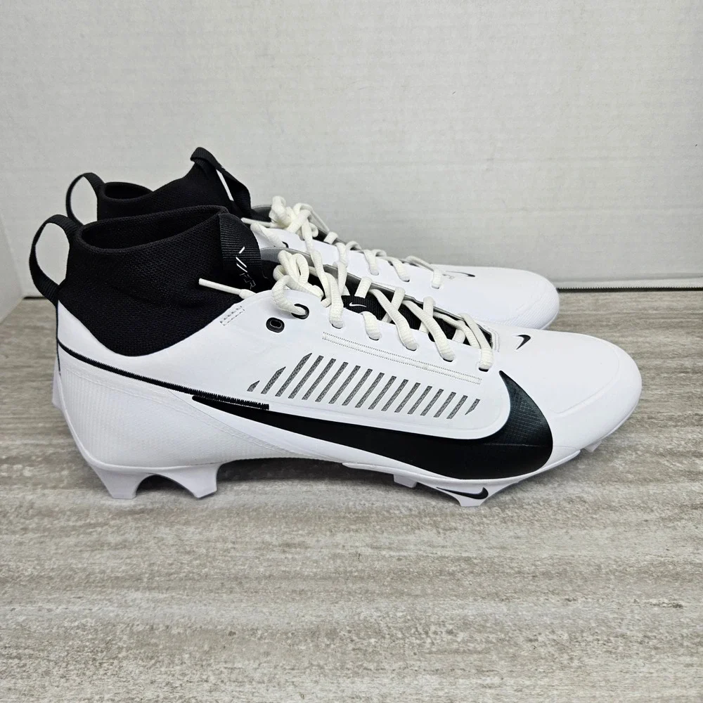 Nike Vapor Edge Pro 360 2 Football Cleats White Black Panda Mens‎ Size 13.5 NWOB